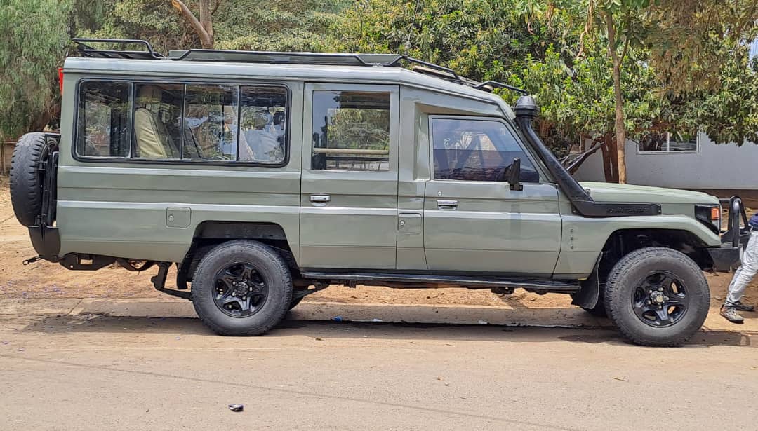safari vehicle Masai Land